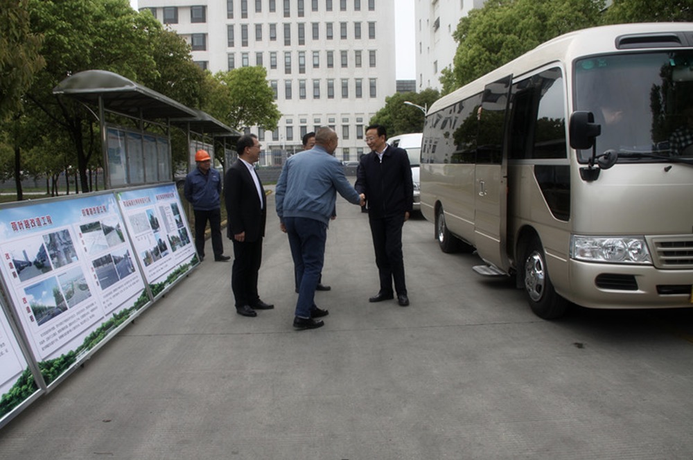市委书记夏心旻来公司实地考察